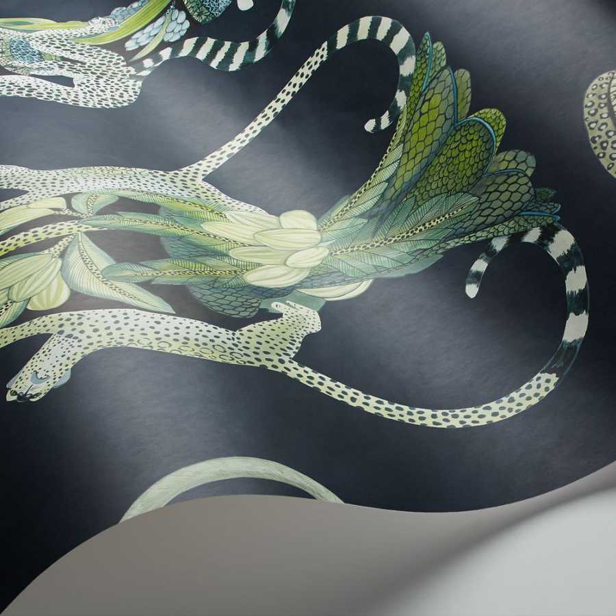 Cole and Son Ardmore Khulu Vases 109/12058 Wallpaper Naken Interiors